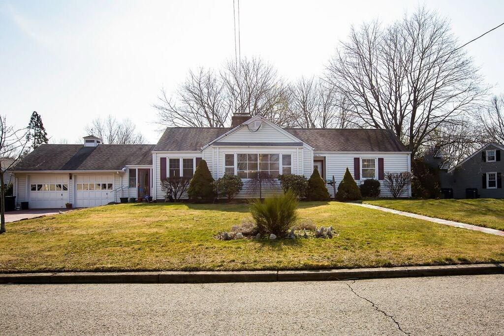 69 Snug Harbor Road Milford, CT 06460 - Photo 1 of 1