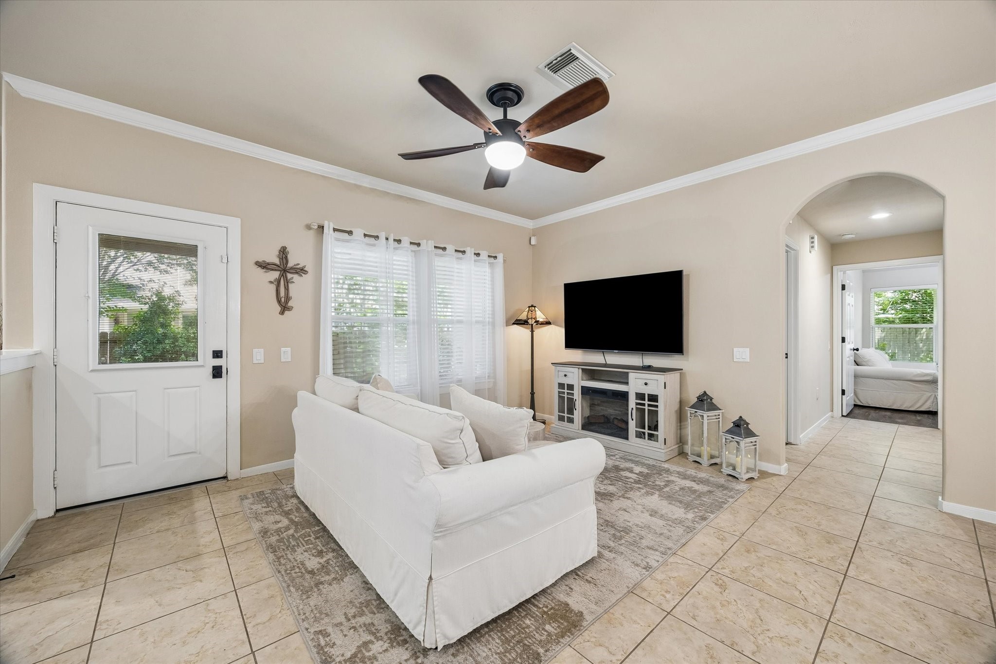 14 Fitzroy Place Conroe, TX 77384 - Photo 8 of 31