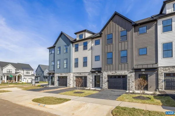 $569,900 | 3089 Miranda Crossing, Charlottesville, VA 22901