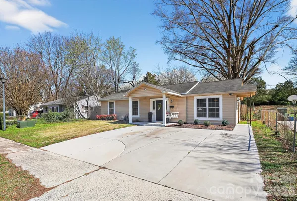$325,000 | 1318 McDow Drive, Rock Hill, SC 29732