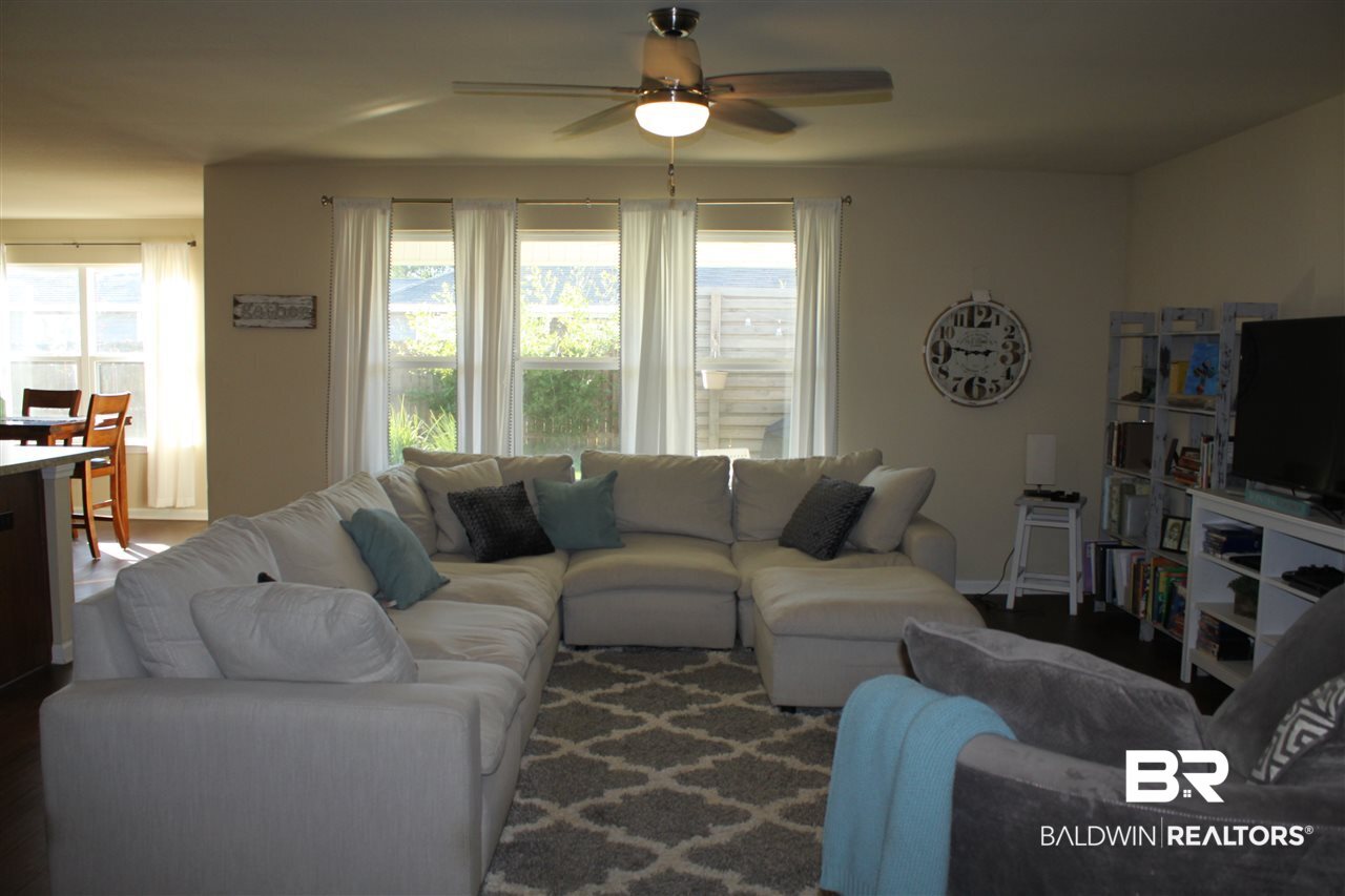 6951 Crimson Ridge Street Gulf Shores, AL 36542 - Photo 9 of 33 Living Room
