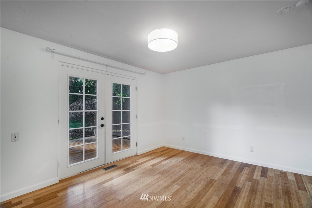 31519 53rd Avenue Southwest Federal Way, WA 98023 - Photo 17 of 27