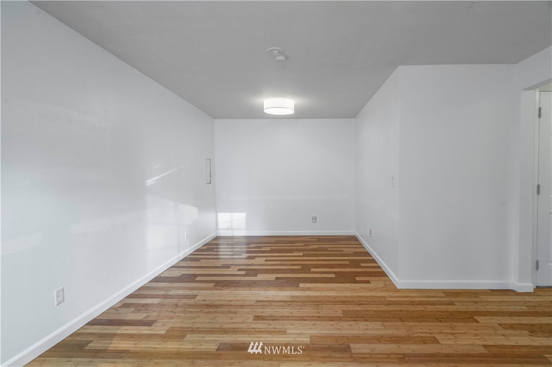 31519 53rd Avenue Southwest Federal Way, WA 98023 - Photo 18 of 27
