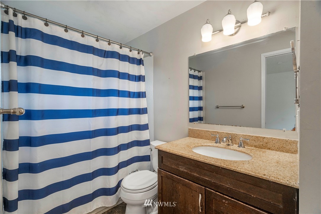 31519 53rd Avenue Southwest Federal Way, WA 98023 - Photo 19 of 27