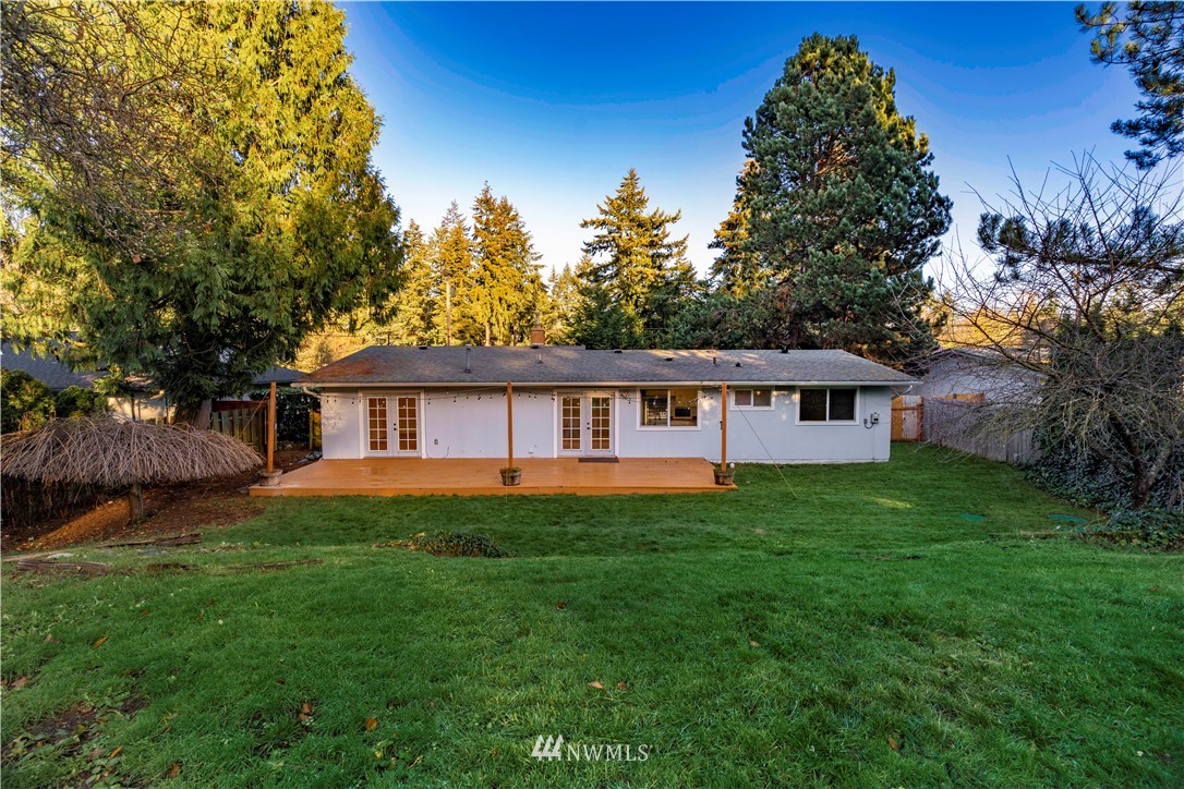 31519 53rd Avenue Southwest Federal Way, WA 98023 - Photo 3 of 27