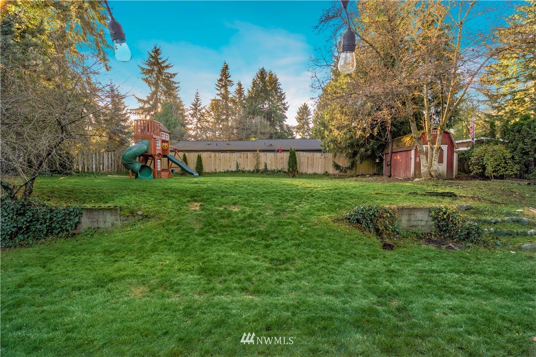 31519 53rd Avenue Southwest Federal Way, WA 98023 - Photo 6 of 27