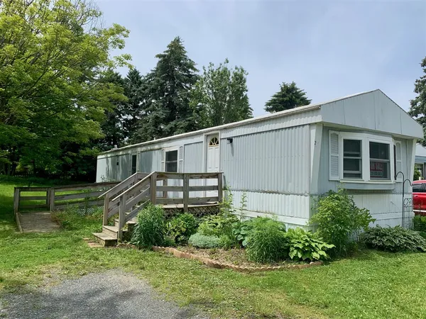 $35,000 | 3677 South Pere Marquette Highway, Ludington, MI 49431