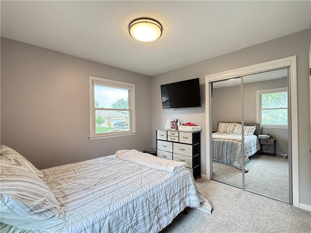 124 Southwest 27th Street Blue Springs, MO 64015 - Photo 35 of 46