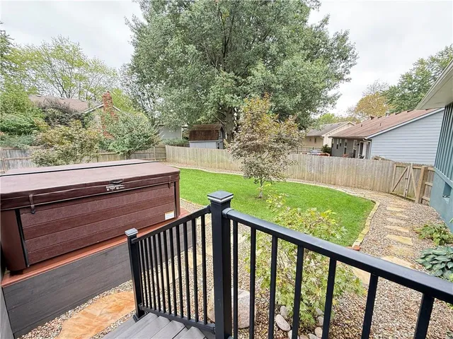 $330,000 | 124 Southwest 27th Street, Blue Springs, MO 64015