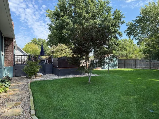 $330,000 | 124 Southwest 27th Street, Blue Springs, MO 64015