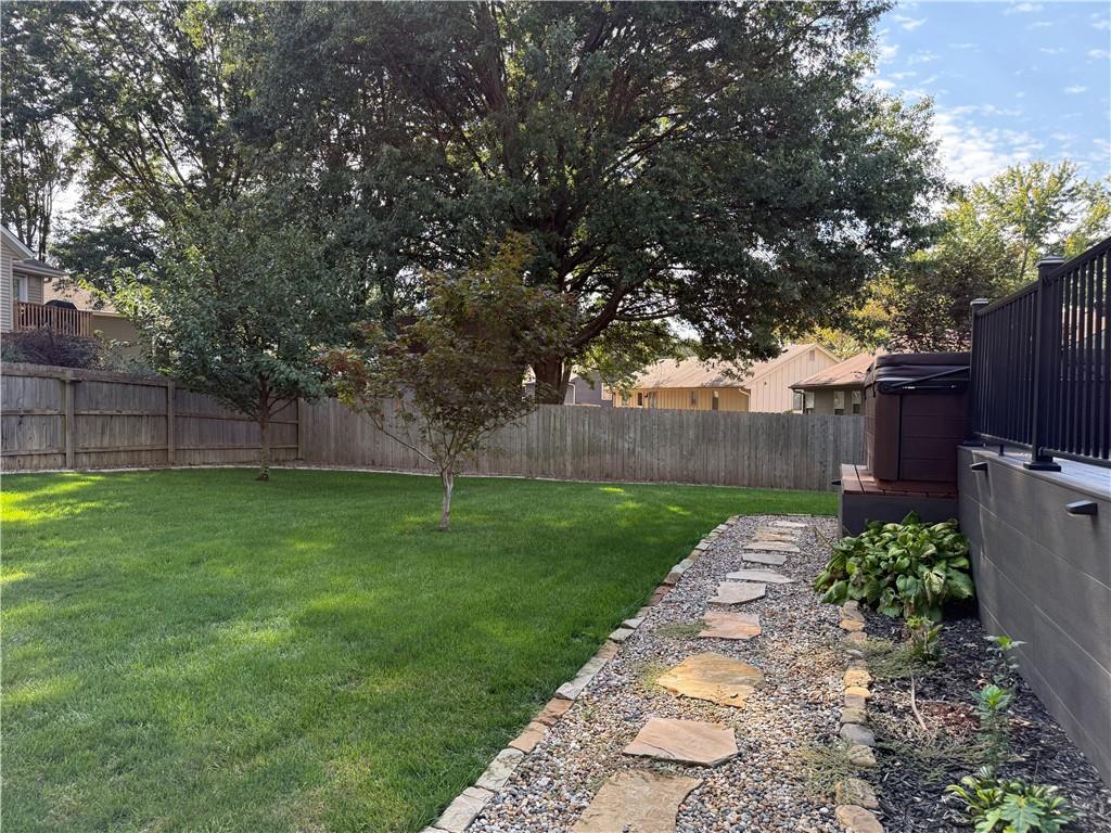 124 Southwest 27th Street Blue Springs, MO 64015 - Photo 9 of 46