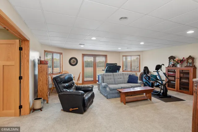 $2,300,000 | 35319 63rd Ave Way, Cannon Falls, MN 55009