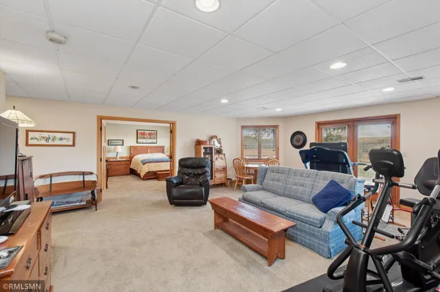 $2,300,000 | 35319 63rd Ave Way, Cannon Falls, MN 55009