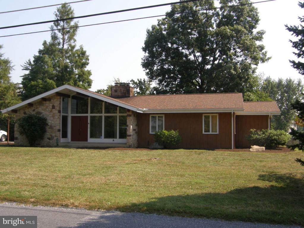 206 Pinkerton Road Mount Joy, PA 17552 - Photo 1 of 20 Gallery Image 1