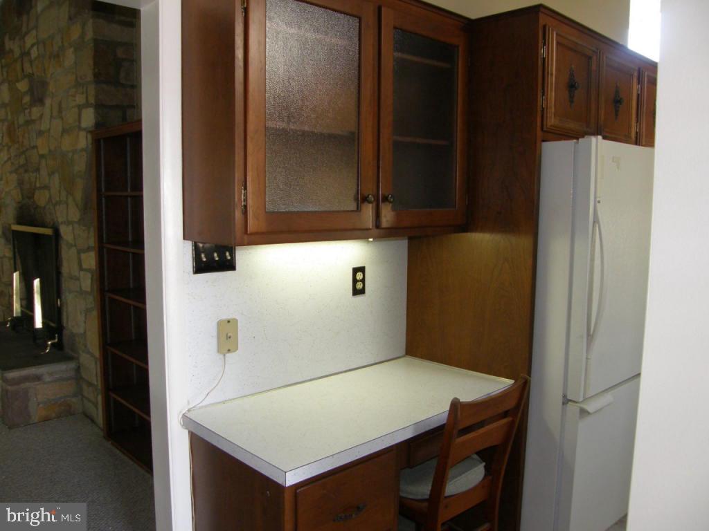 206 Pinkerton Road Mount Joy, PA 17552 - Photo 5 of 20 Gallery Image 5