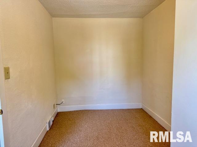 511 Main Avenue Clinton, IA 52732 - Photo 19 of 25