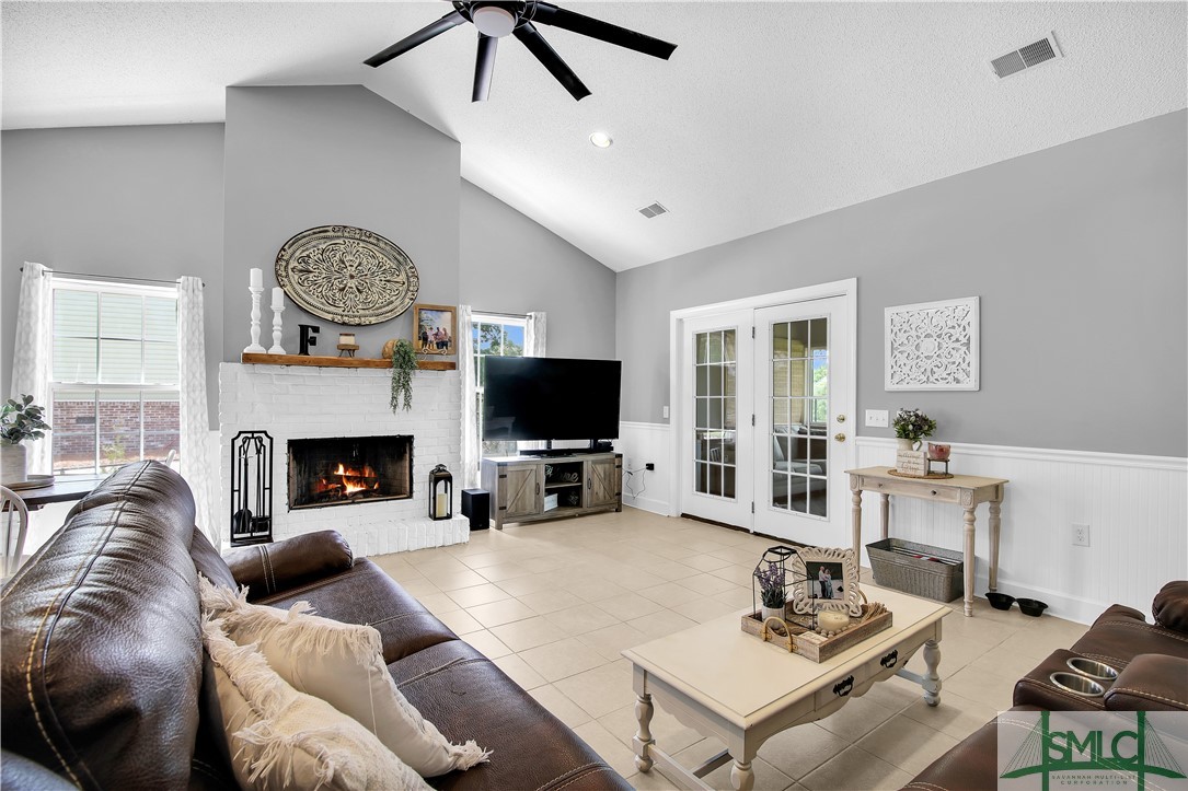 260 Pelican Point Garnett, SC 29922 - Photo 3 of 23 Gallery Image 3