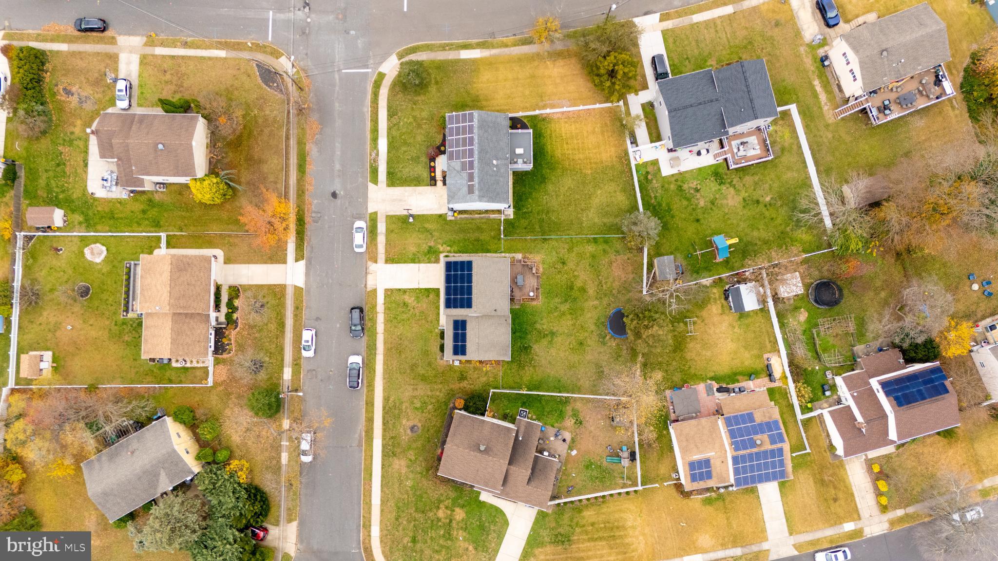 208 Pelham Road South Voorhees, NJ 08043 - Photo 28 of 33