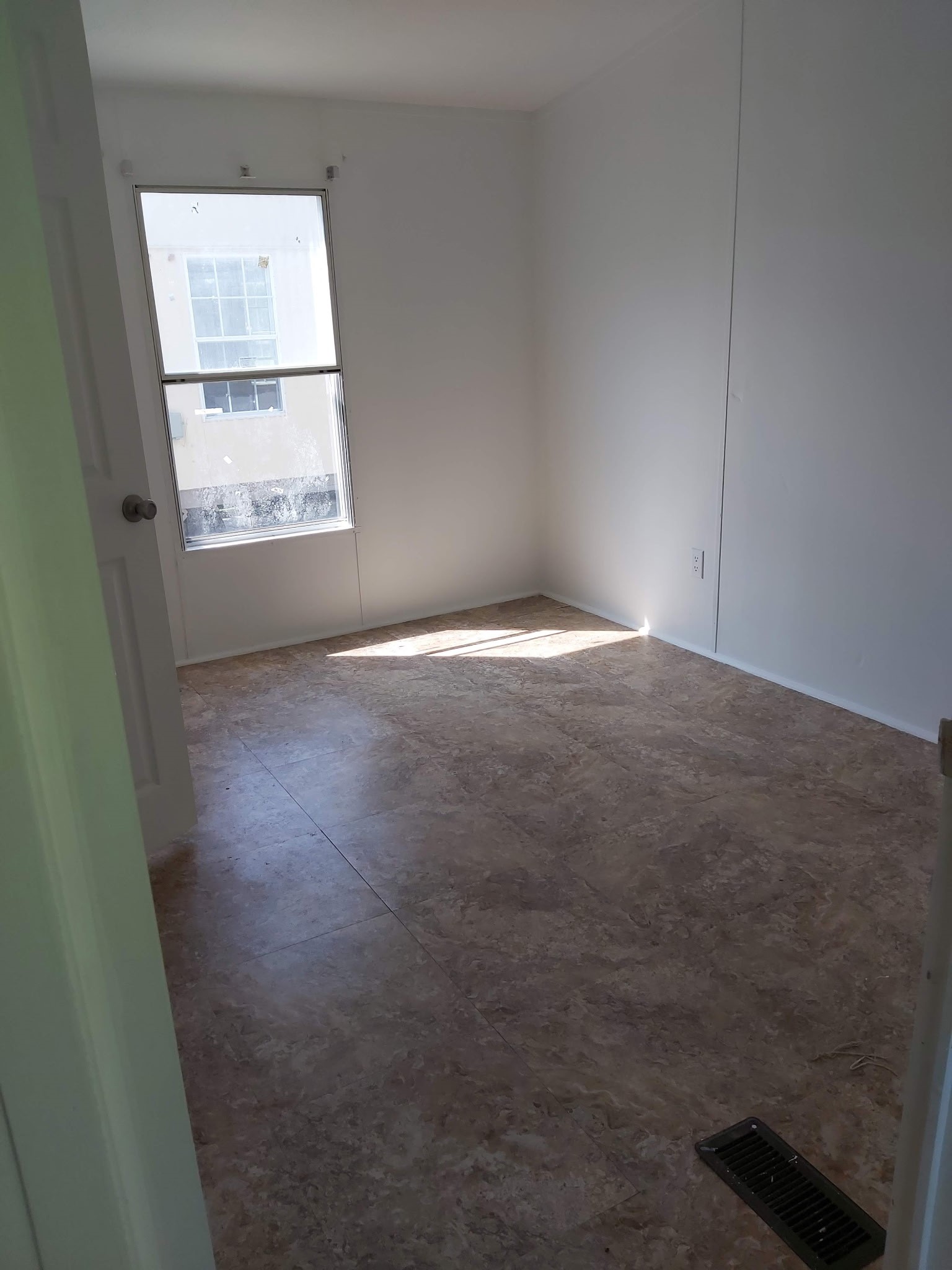 5807 Fletcher Street Crosby, TX 77532 - Photo 28 of 38 The Blue Trailer 5805 Fletcher Unit 1