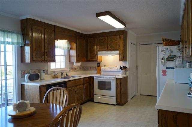 130 Cain Road Fair Play, SC 29643 - Photo 6 of 25 Gallery Image 6
