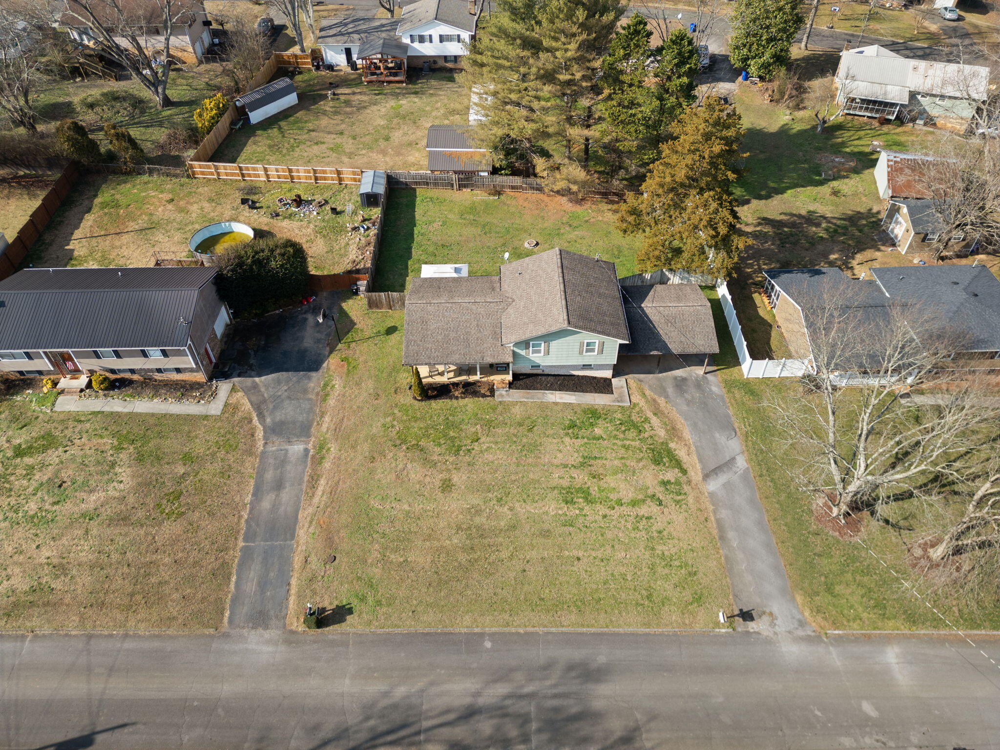 927 Tri Circle Northeast Cleveland, TN 37312 - Photo 29 of 34 28-web-or-mls-Tri Circle-Ben A-28