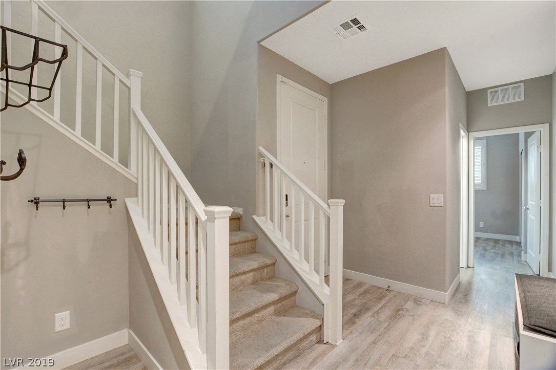 5854 Rustic Prairie Street Las Vegas, NV 89148 - Photo 8 of 49 Gallery Image 8