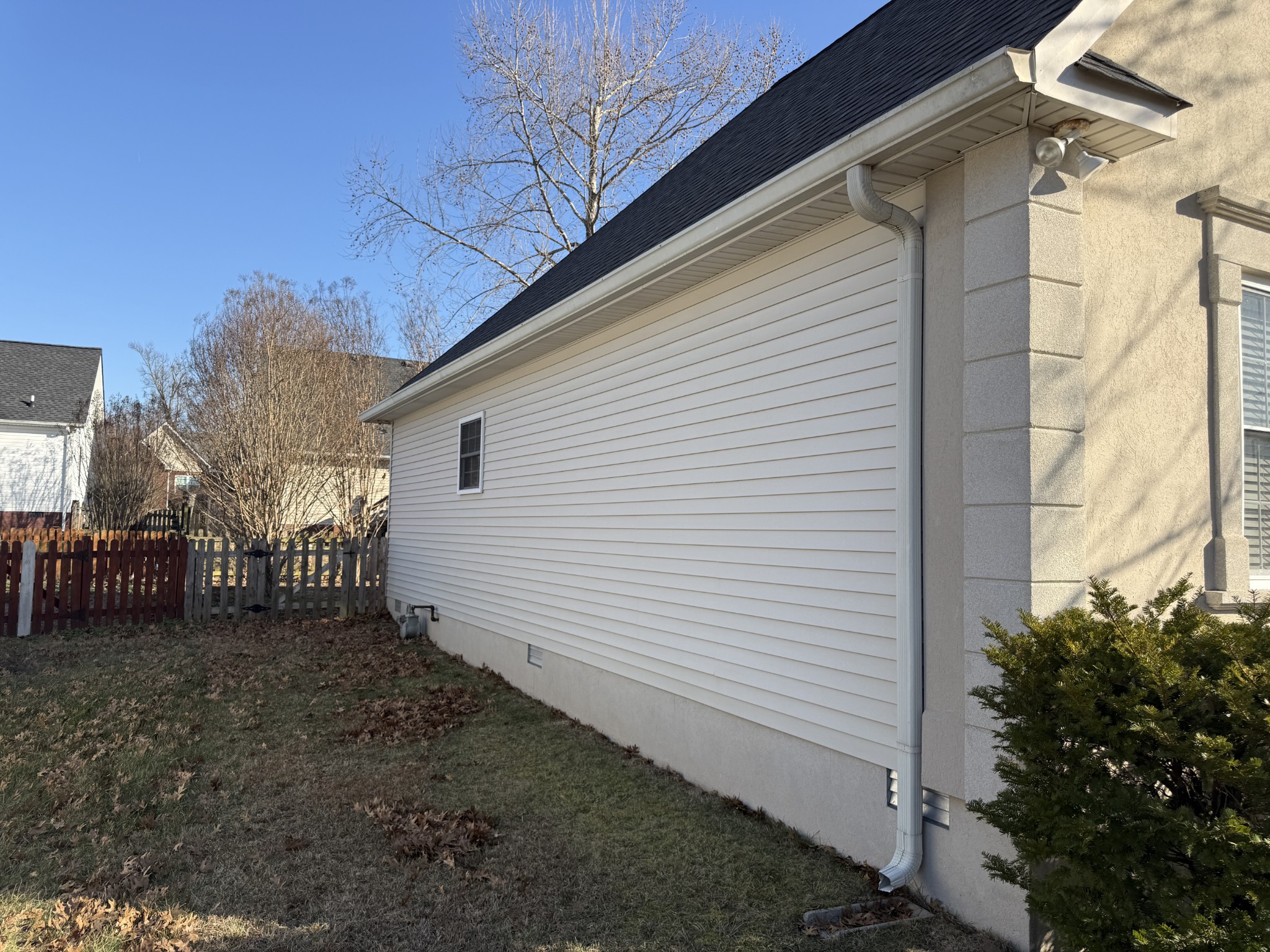 128 Fieldstone Lane Springfield, TN 37172 - Photo 8 of 8 a view of a house with a yard
