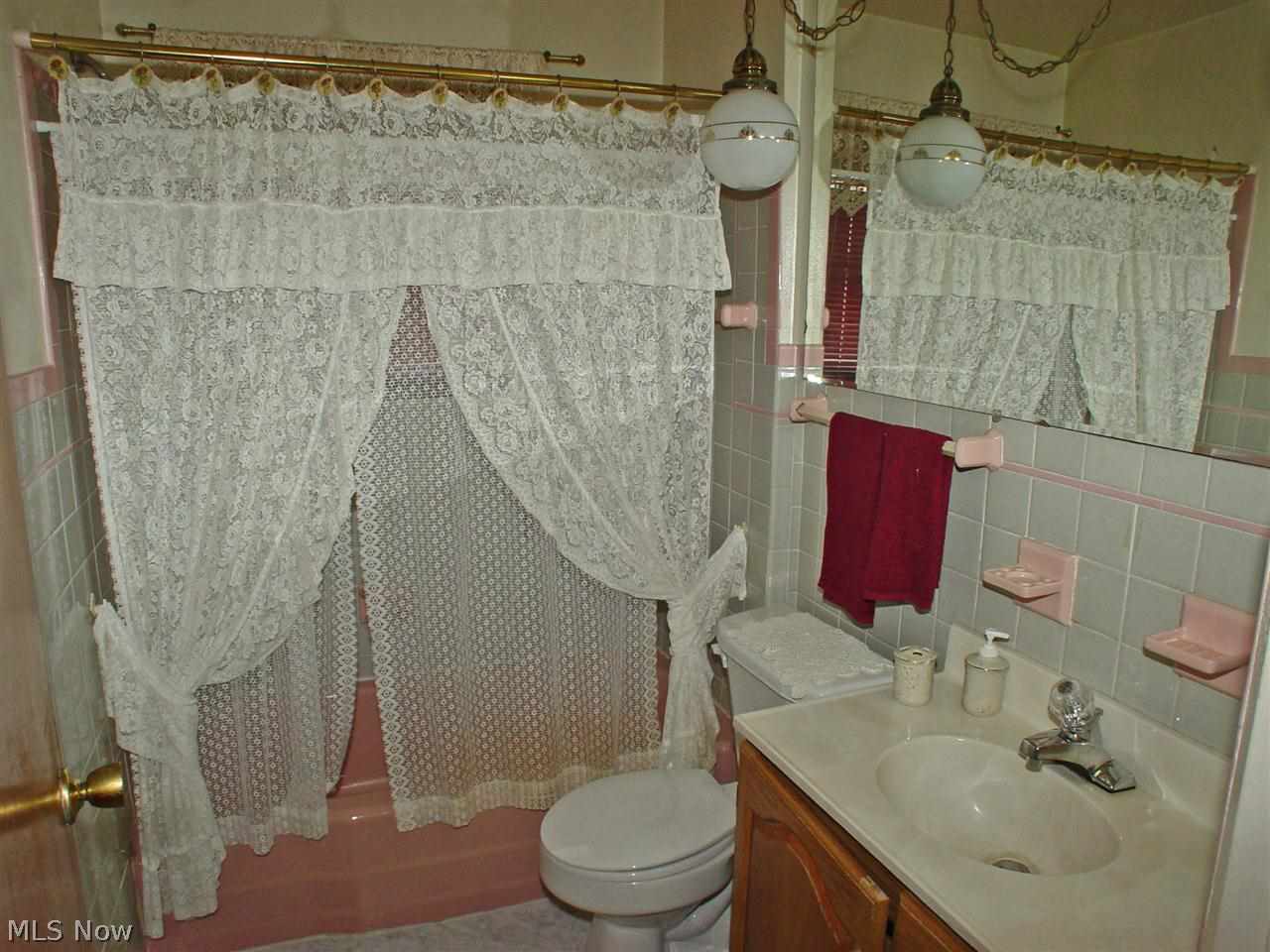 112 National Road Weirton, WV 26062 - Photo 7 of 9