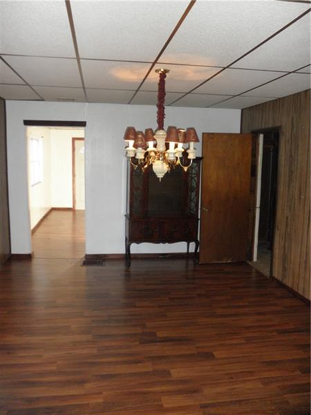 17 Maple Street Ellsworth, PA 15360 - Photo 4 of 11 Gallery Image 4