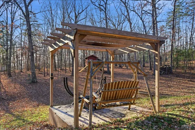 $289,900 | 2835 Edwardsville Road, Hardy, VA 24101