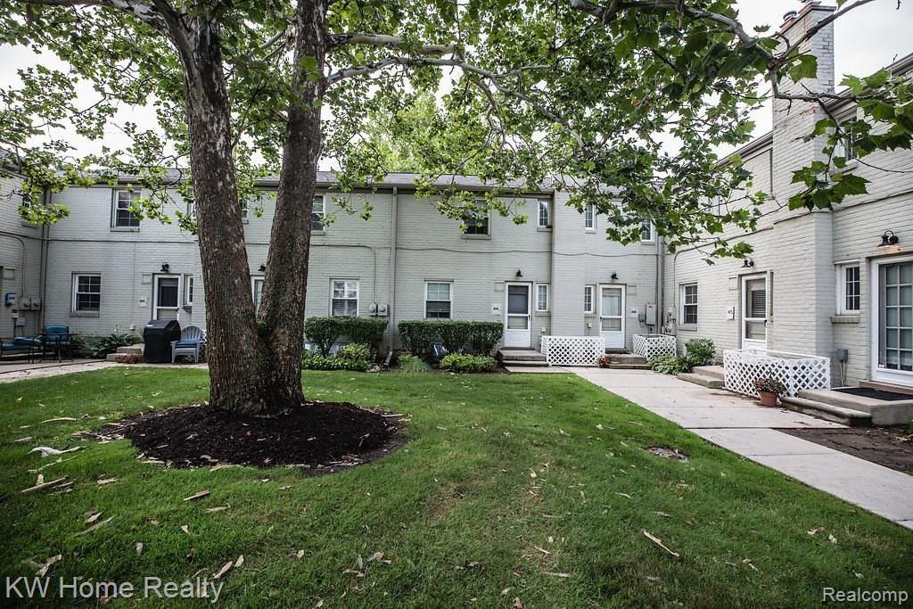 1620 Graefield Road Birmingham, MI 48009 - Photo 22 of 22 IMG_5816.jpg