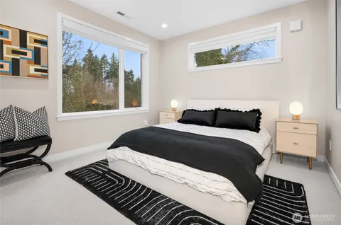 $2,998,000 | 5242 Northeast 75th Street, Seattle, WA 98115