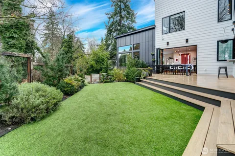 $2,998,000 | 5242 Northeast 75th Street, Seattle, WA 98115