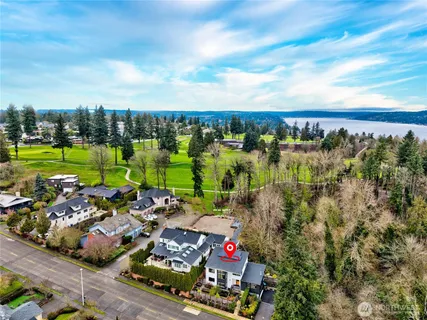 $2,998,000 | 5242 Northeast 75th Street, Seattle, WA 98115