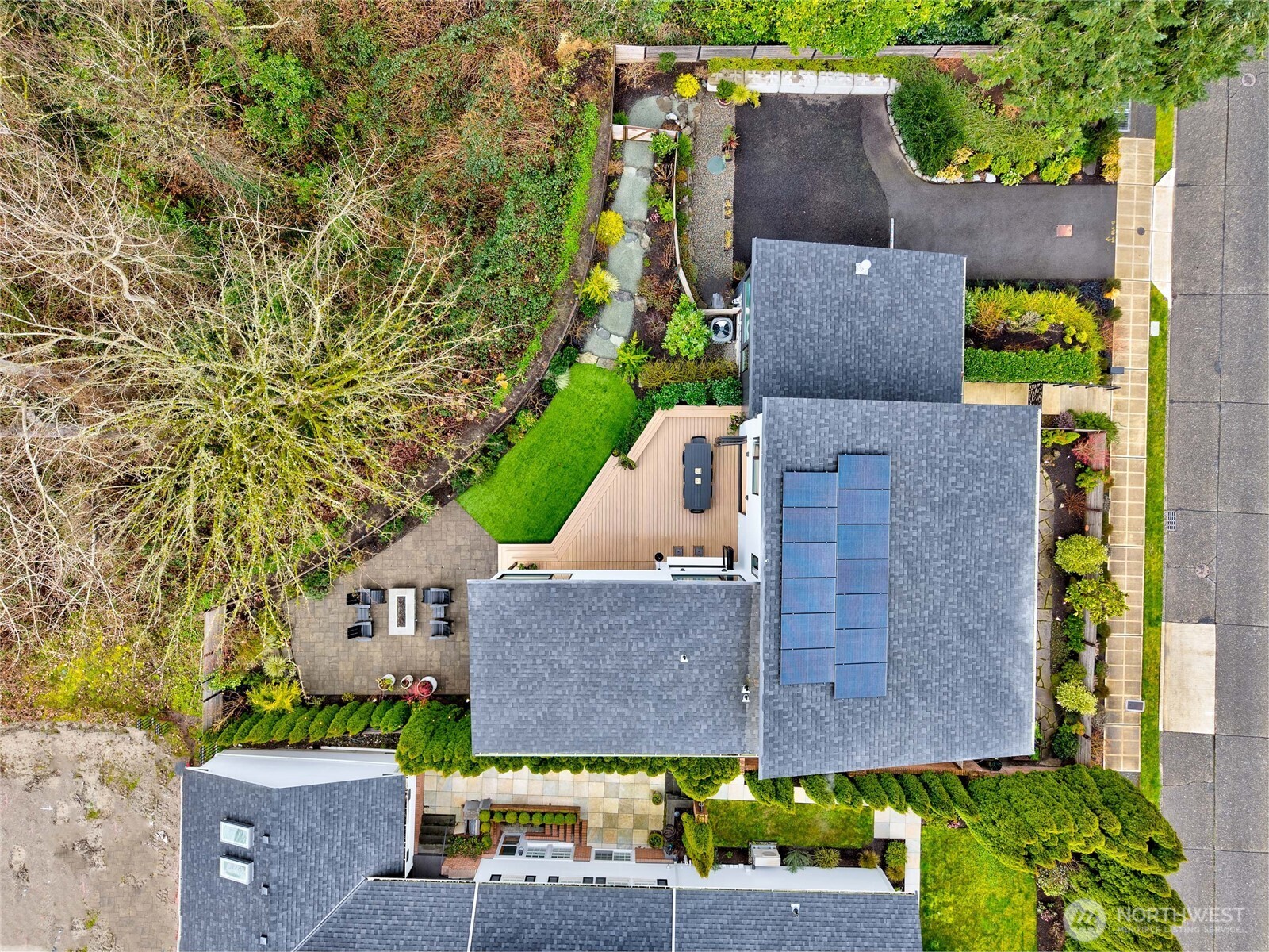 5242 Northeast 75th Street Seattle, WA 98115 - Photo 39 of 40