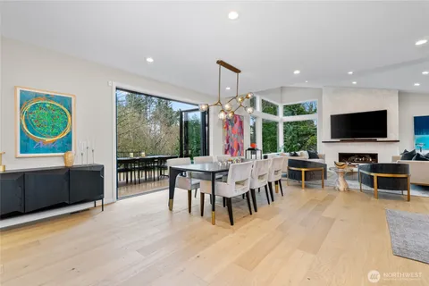 $2,998,000 | 5242 Northeast 75th Street, Seattle, WA 98115