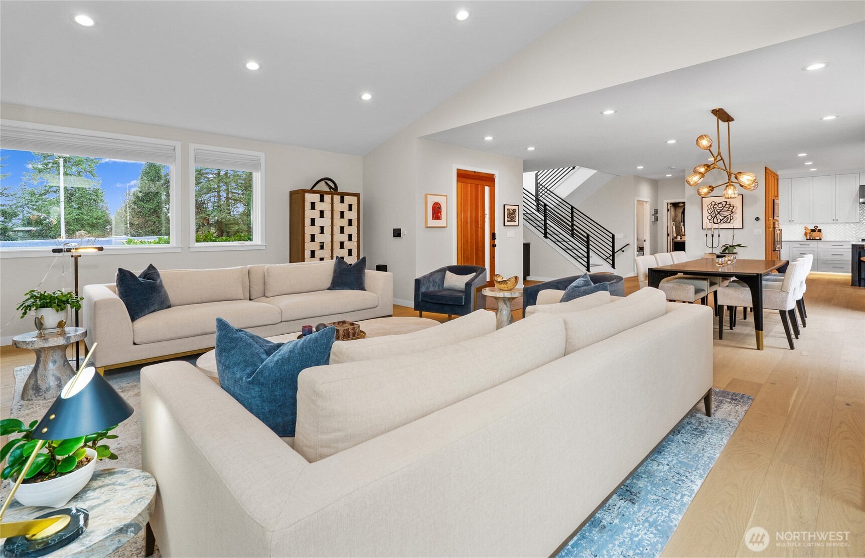 5242 Northeast 75th Street Seattle, WA 98115 - Photo 6 of 40