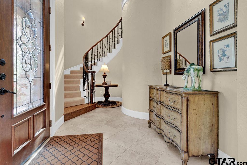 2811 Stewart Way Tyler, TX 75709 - Photo 3 of 47