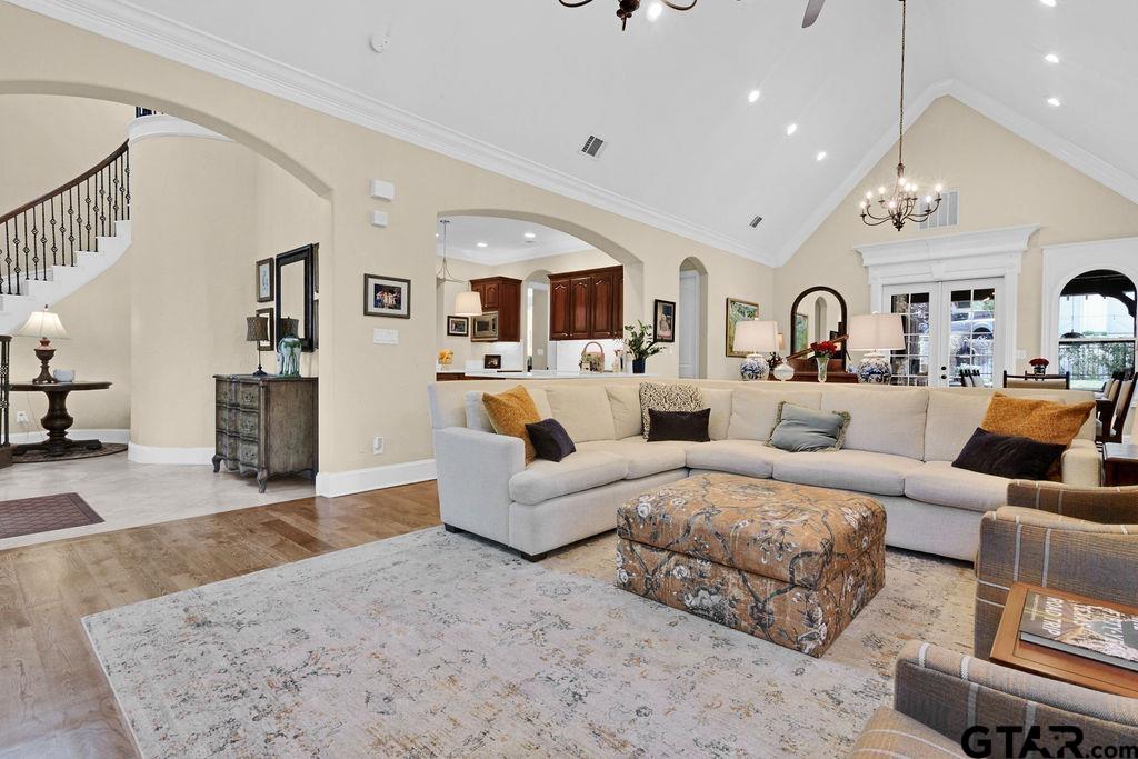 2811 Stewart Way Tyler, TX 75709 - Photo 6 of 47