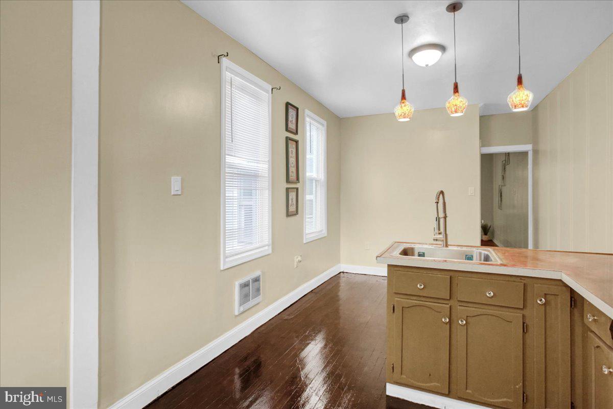 22 East Ridge Street Coaldale, PA 18218 - Photo 6 of 30