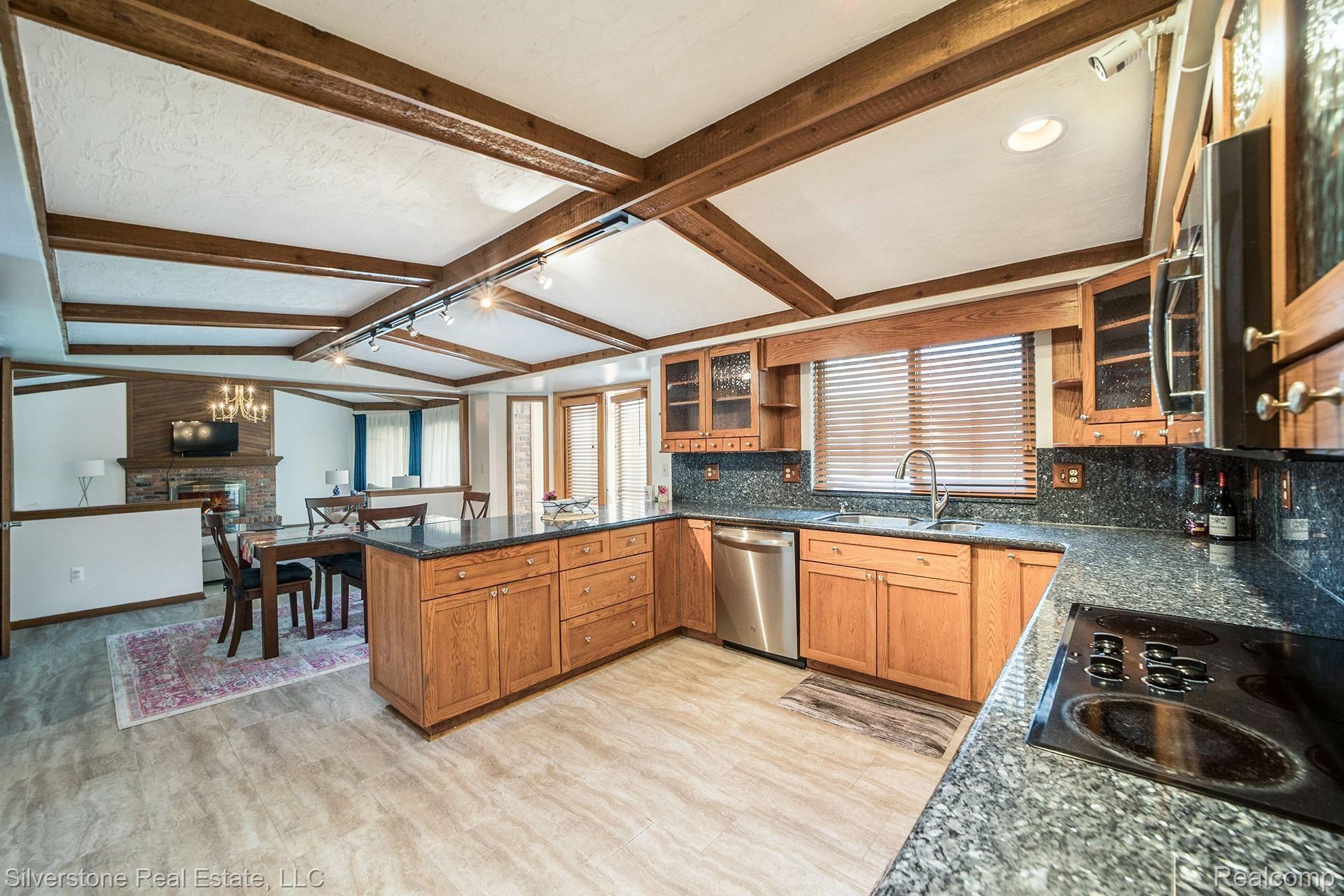 873 North Adams Road Rochester, MI 48309 - Photo 10 of 37 017A8791.jpg