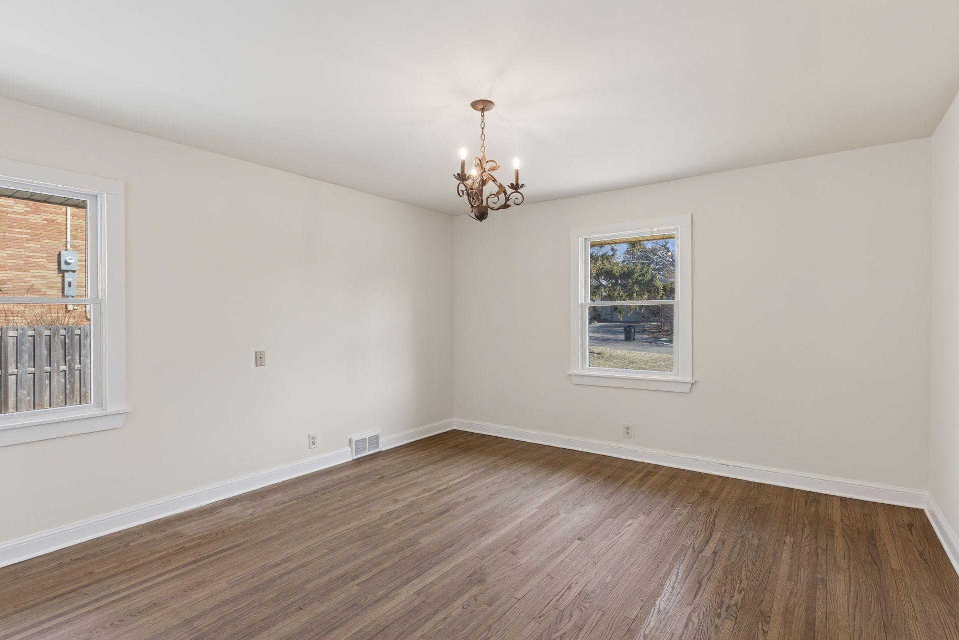 2079 Upper St Dennis Road St. Paul, MN 55116 - Photo 17 of 39