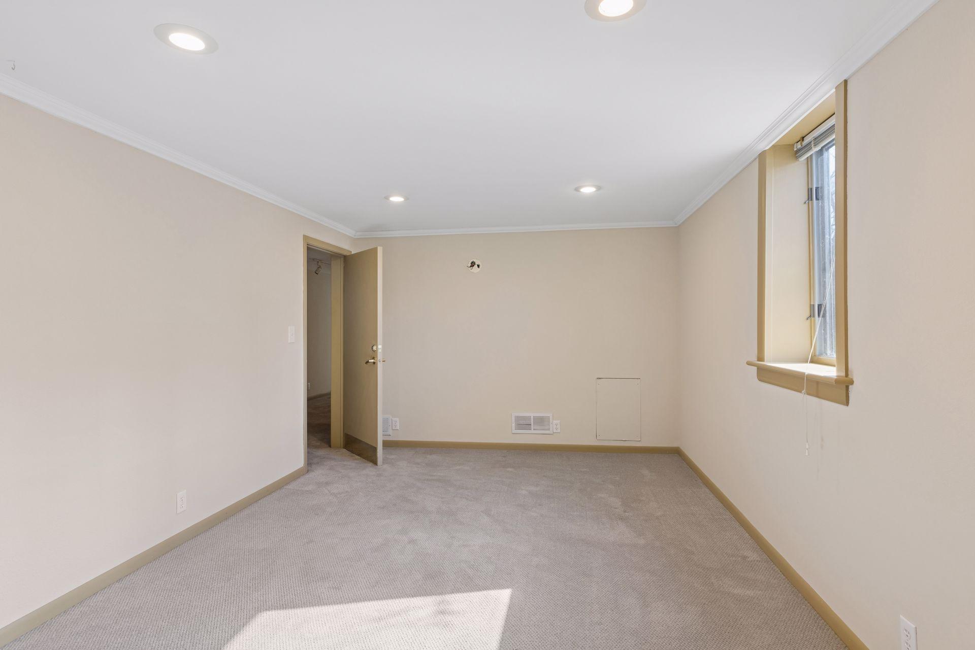 2079 Upper St Dennis Road St. Paul, MN 55116 - Photo 27 of 39