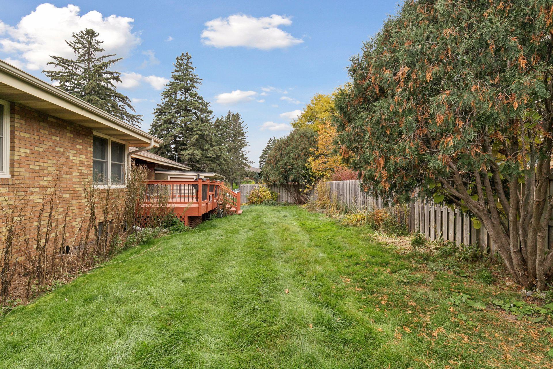 2079 Upper St Dennis Road St. Paul, MN 55116 - Photo 36 of 39