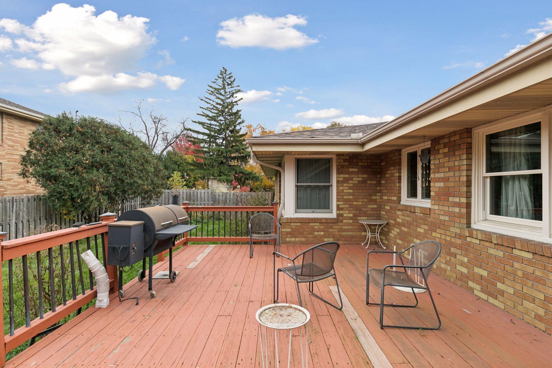 2079 Upper St Dennis Road St. Paul, MN 55116 - Photo 37 of 39