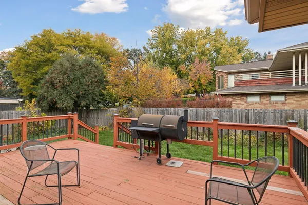 $695,000 | 2079 Upper St Dennis Road, St. Paul, MN 55116