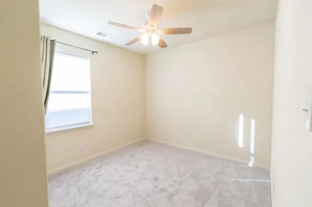 $2,100 | 208 Liberty Lane, Venus, TX 76084