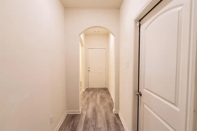 $2,100 | 208 Liberty Lane, Venus, TX 76084