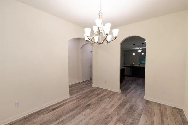 $2,100 | 208 Liberty Lane, Venus, TX 76084