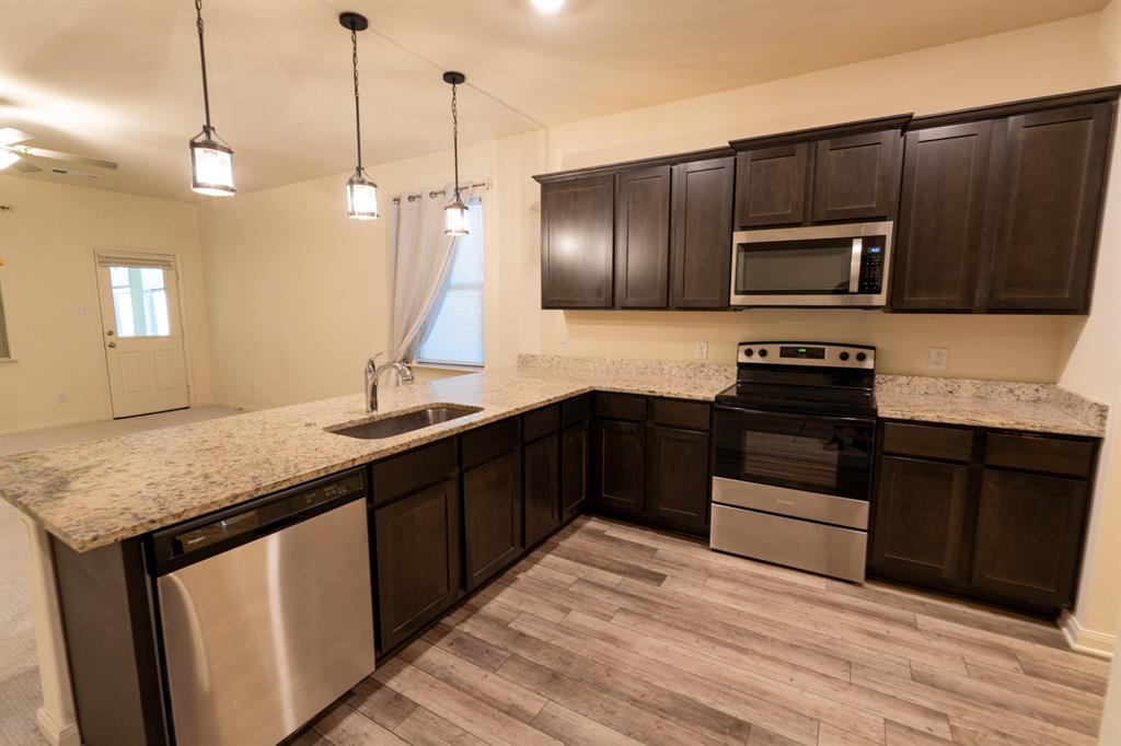 208 Liberty Lane Venus, TX 76084 - Photo 9 of 29